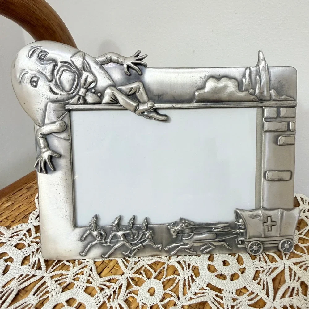 Vintage Humpty Dumpty Pewter Tone Metal Picture Frame Nursery Rhyme 3.5x5